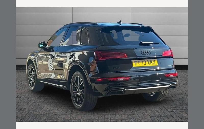 Used Audi Q5 Premium 265 HP (194 kW) 2023 Silver SUV