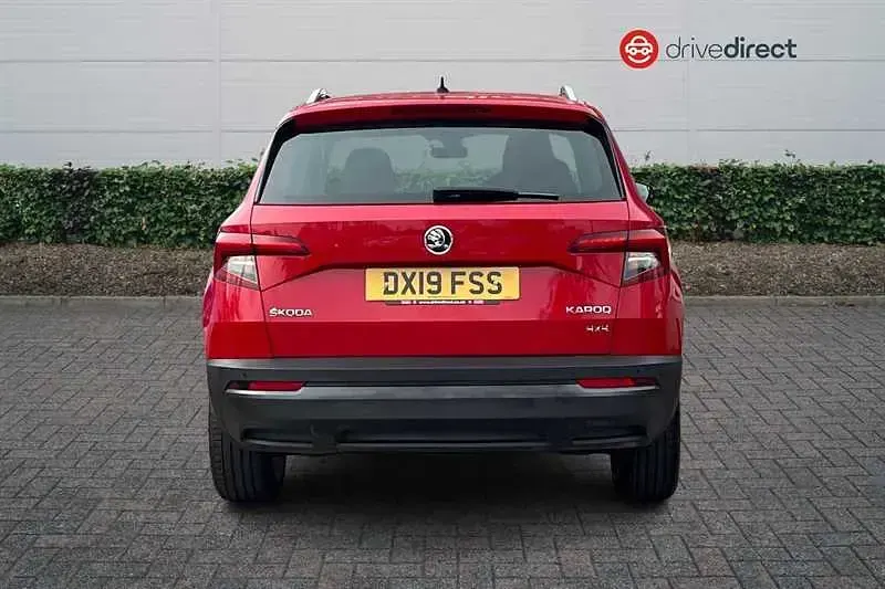 Used Skoda Karoq 150 HP (110 kW) 2019 Red SUV