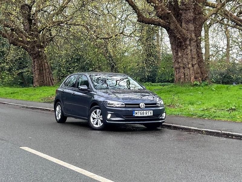 Used VW Polo SE 95 HP (69 kW) 2018 Grey Hatchback
