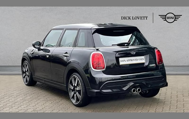 Used Mini Cooper S Exclusive 176 HP (129 kW) 2022 Black Hatchback