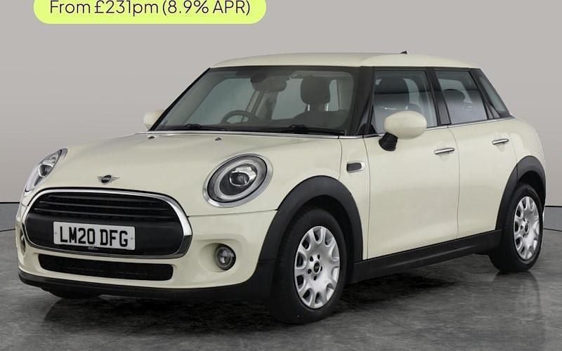 Used Mini ONE Comfort 102 HP (75 kW) 2020 White Hatchback