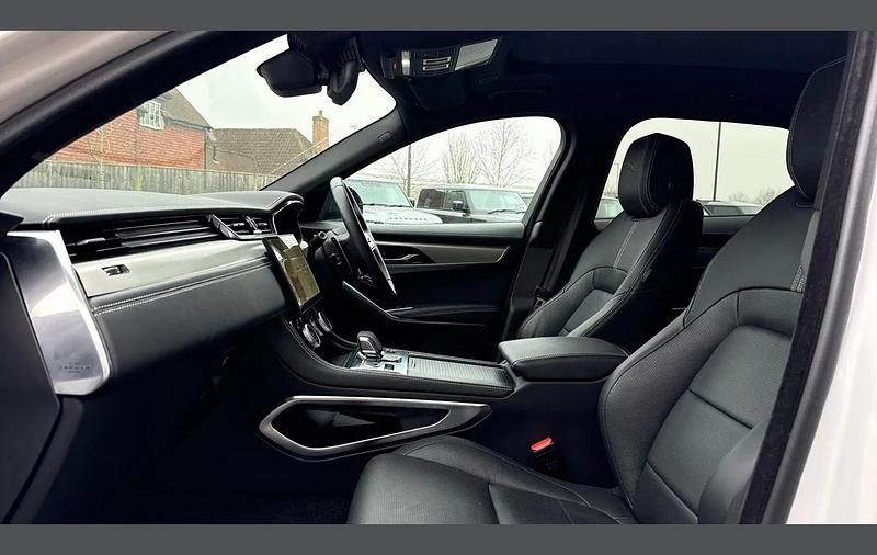 Used Jaguar F-Pace R-Dynamic 397 HP (291 kW) 2024 White SUV