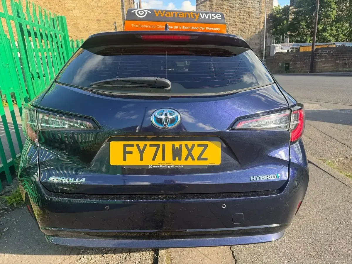 Used Toyota Corolla 122 HP (89 kW) 2021 Blue Estate