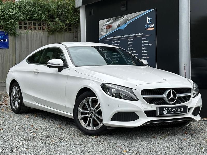 Used Mercedes C200 184 HP (135 kW) 2017 White Coupe