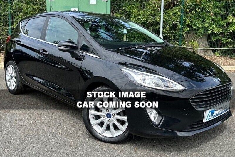 Black Used 2019 Ford Fiesta Titanium Hatchback | £10,499 (Good price) - Image 1/1