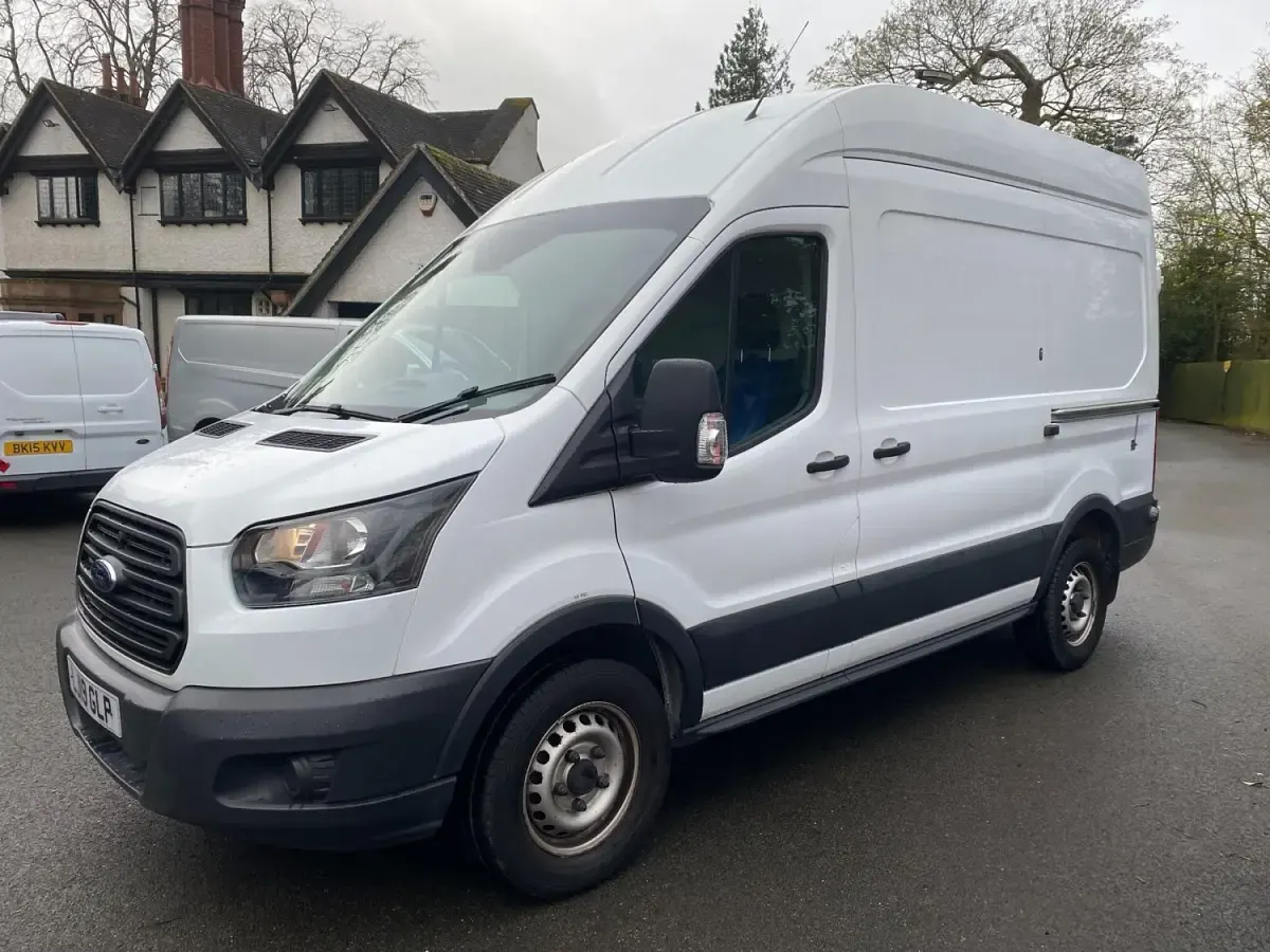 Begagnad Ford Transit 130 HK (95 kW) 2019 Vit Van