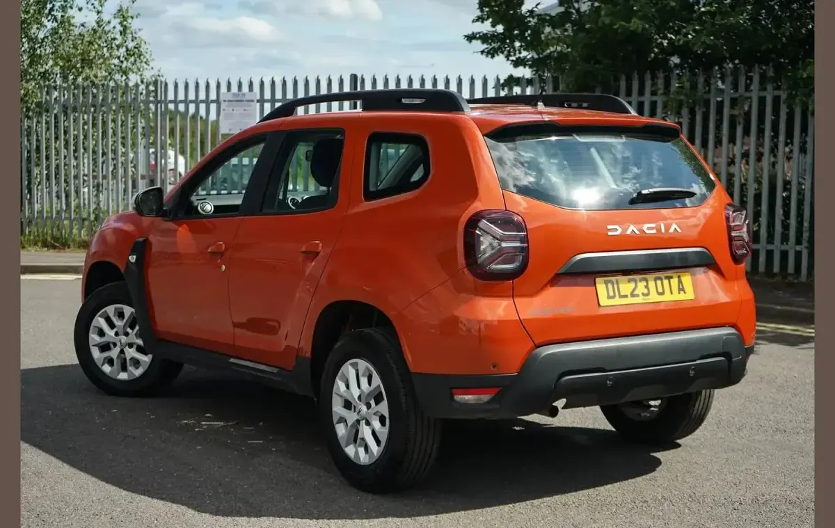 Used Dacia Duster Expression 130 HP (95 kW) 2023 Orange SUV