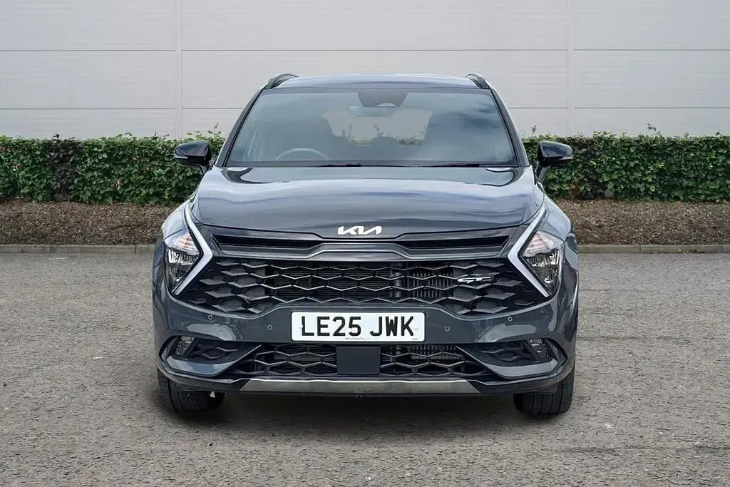 Used Kia Sportage GT-Line 136 HP (100 kW) 2025 Grey SUV