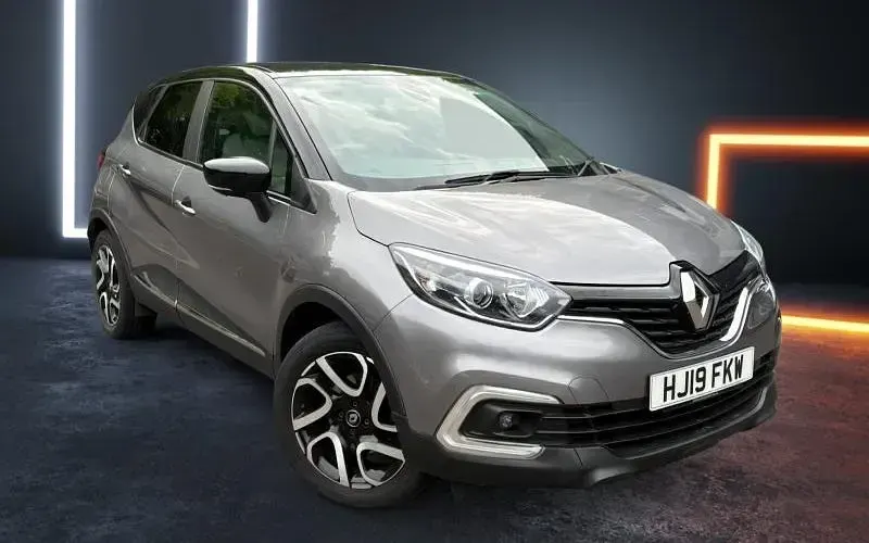 Usado Renault Captur Iconic 150 HP (110 kW) 2019 SUV