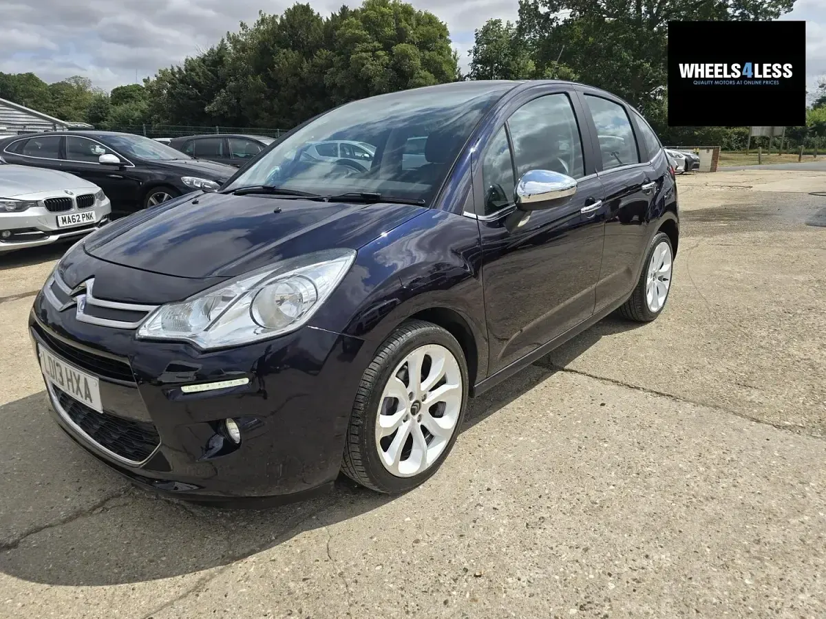 Used Citroën C3 SELECTION 82 HP (60 kW) 2013 Blue Hatchback