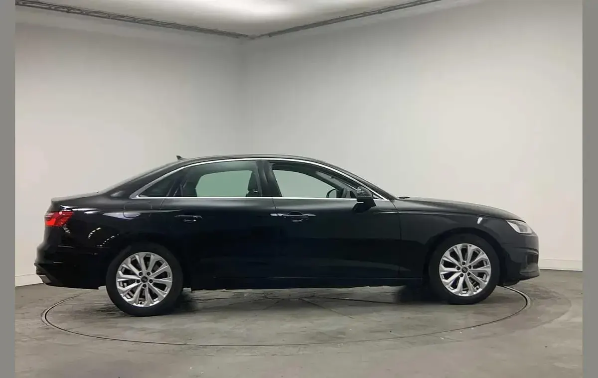Used Audi A4 Comfort 147 HP (108 kW) 2023 Black Sedan