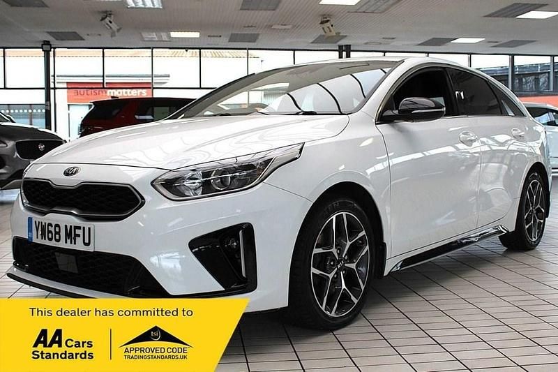 Used Kia ProCeed GT-Line 134 HP (98 kW) 2019 White Estate
