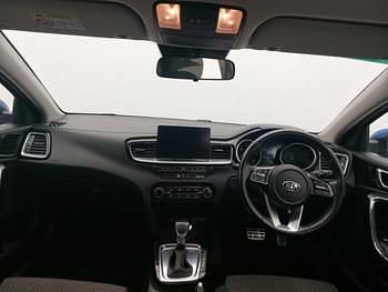 Used Kia Ceed 138 HP (101 kW) 2019 Blue Hatchback