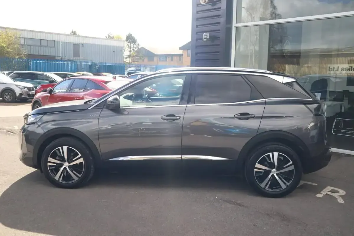 Gebraucht Peugeot 3008 GTi 134 PS (98 kW) 2023 Grau SUV