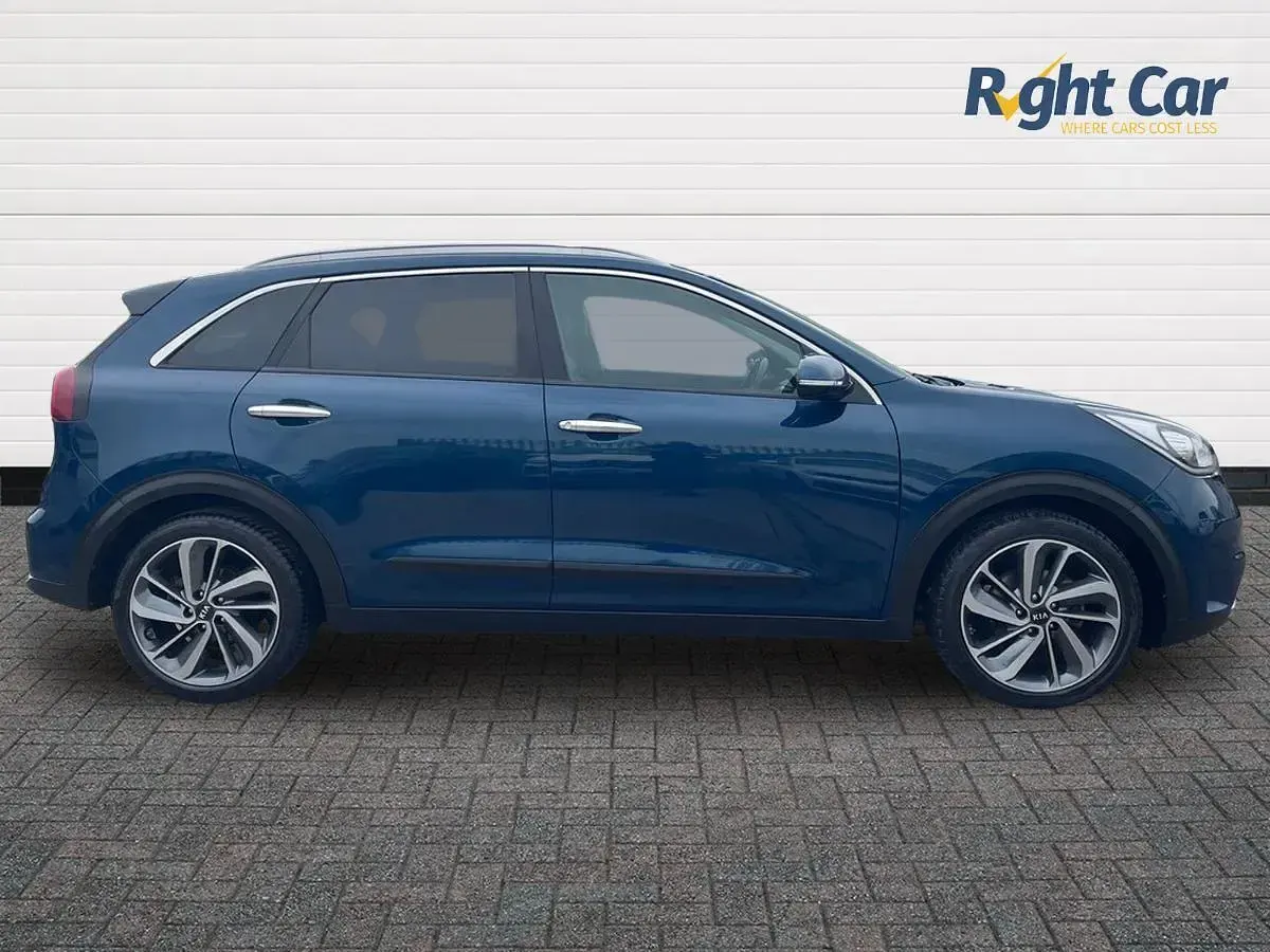 Used Kia Niro 141 HP (103 kW) 2018 Blue SUV