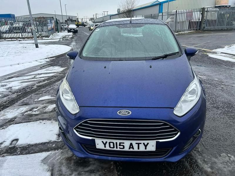 Used Ford Fiesta Zetec 2015 Blue Hatchback