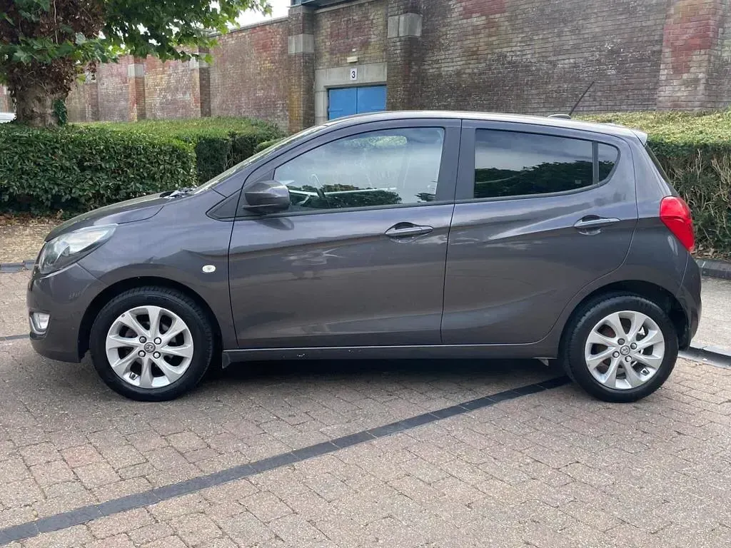 Used Vauxhall Viva 75 HP (55 kW) 2016 Grey Hatchback