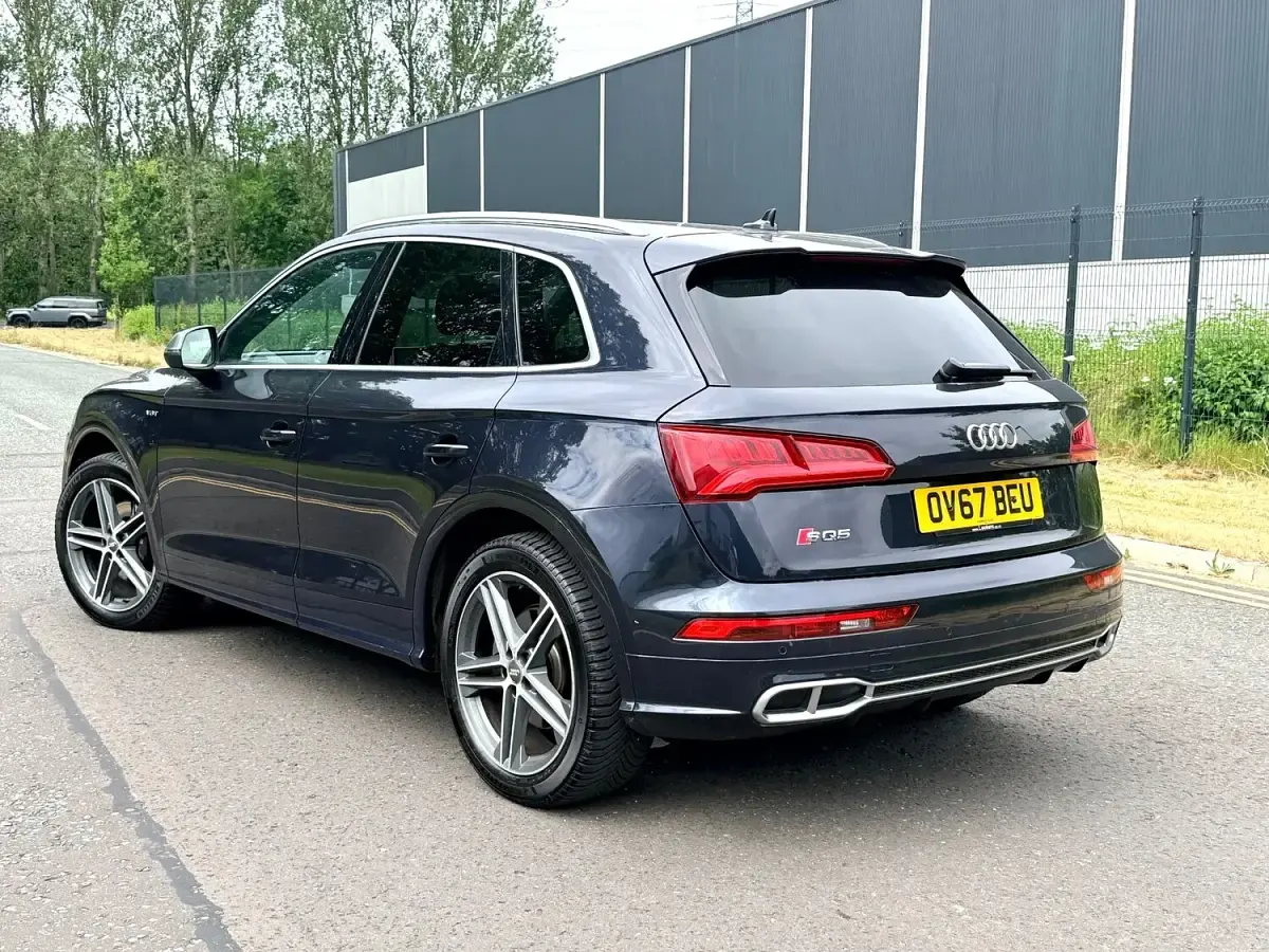 Used Audi SQ5 S-Line 356 HP (261 kW) 2018 Blue SUV