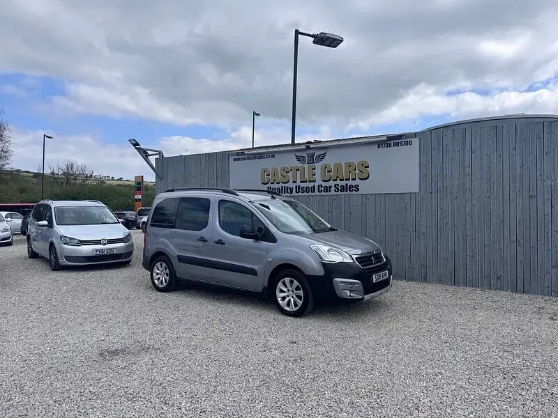 Used Peugeot Partner Tepee Outdoor 2018 Grey MPV