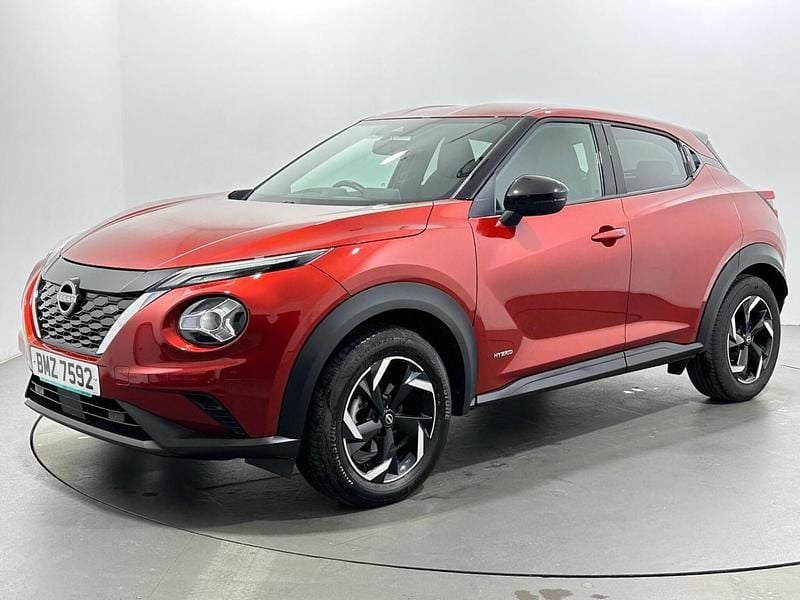 Used Nissan Juke N-Connecta 143 HP (105 kW) 2023 Red SUV