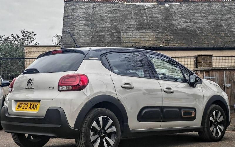 Used Citroën C3 PureTech 110 HP (80 kW) 2023 Brown Hatchback