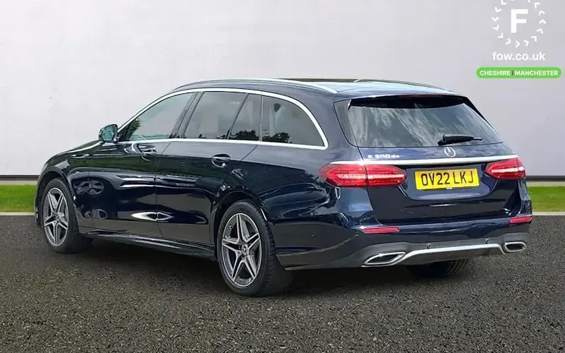 Used Mercedes E300 AMG line 306 HP (225 kW) 2022 Blue Estate