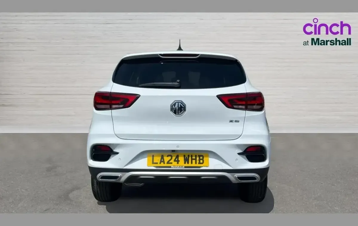 Used MG ZS Exclusive 111 HP (81 kW) 2024 White SUV