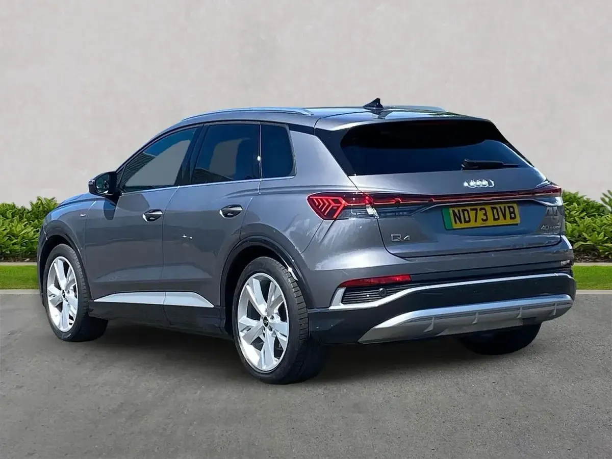 Used Audi Q4 e-tron S-Line 150 kW (204 HP) 2023 Grey SUV