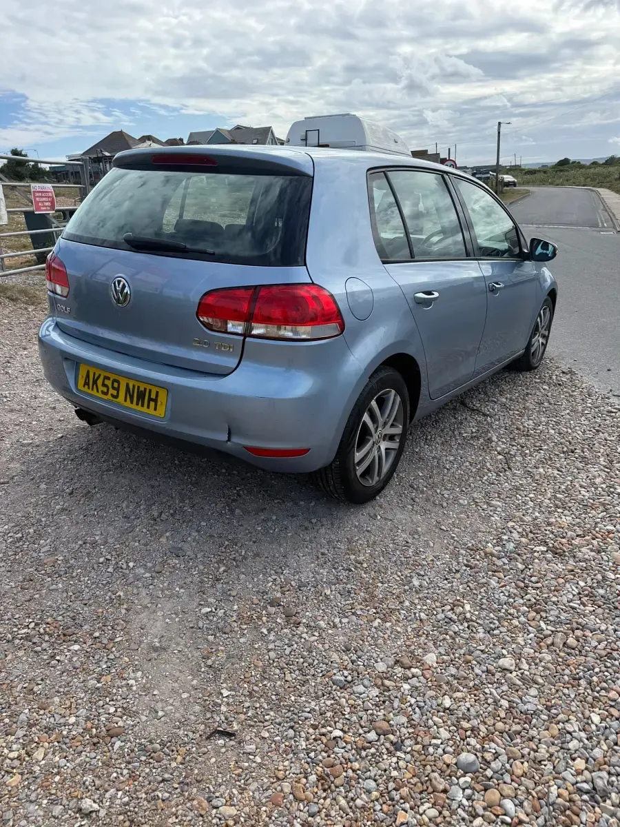 Usado VW Golf VI SE 140 HP (102 kW) 2009 Azul Citadino