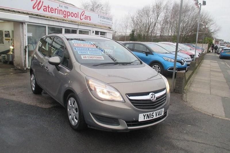 Used Vauxhall Meriva 120 HP (88 kW) 2015 Brown MPV