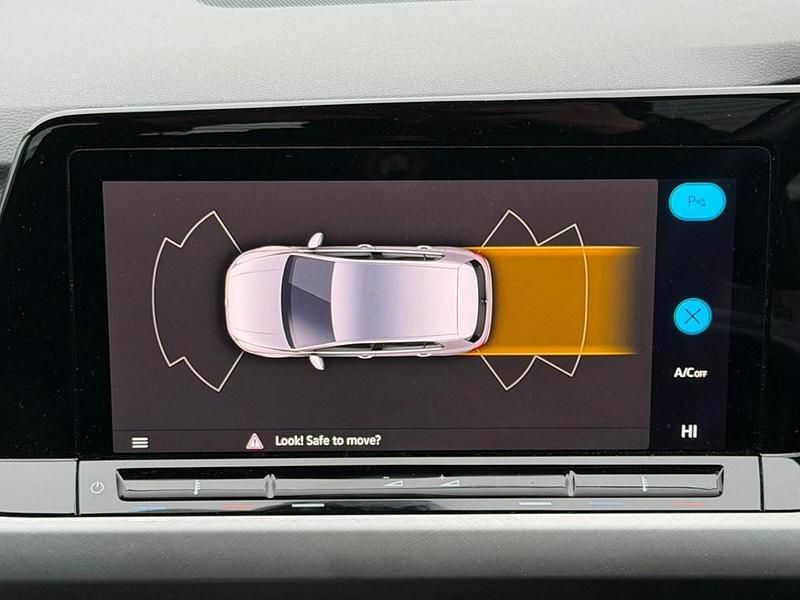 Used VW Golf VII S 150 HP (110 kW) 2021 White Hatchback