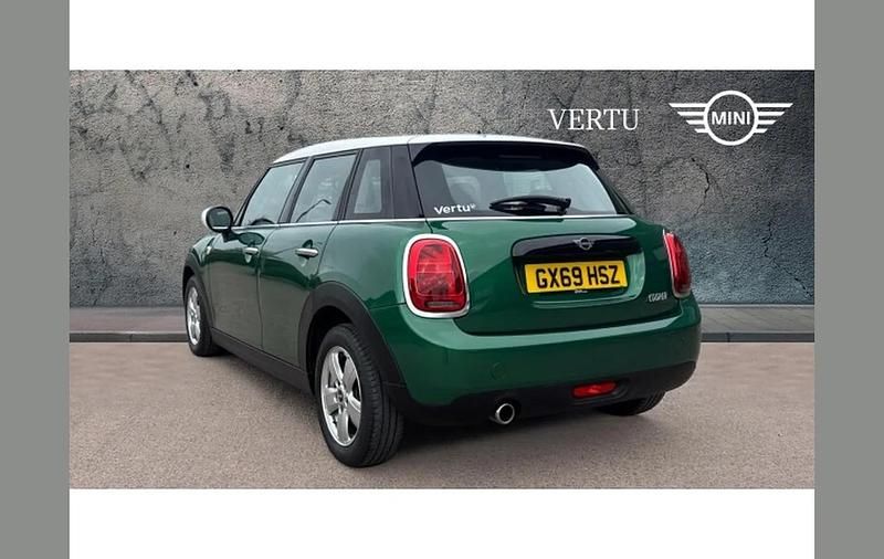 Used Mini Cooper Classic 136 HP (100 kW) 2019 Green Hatchback