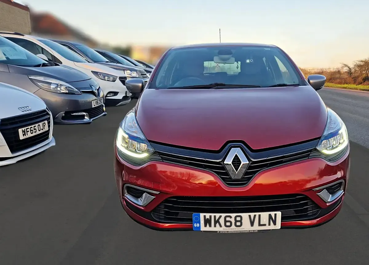 Used Renault Clio GT-Line 90 HP (66 kW) 2018 Red Hatchback