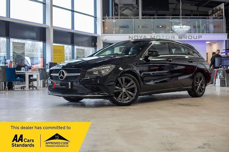 Used Mercedes CLA200 Shooting Brake 136 HP (100 kW) 2016 Black Estate