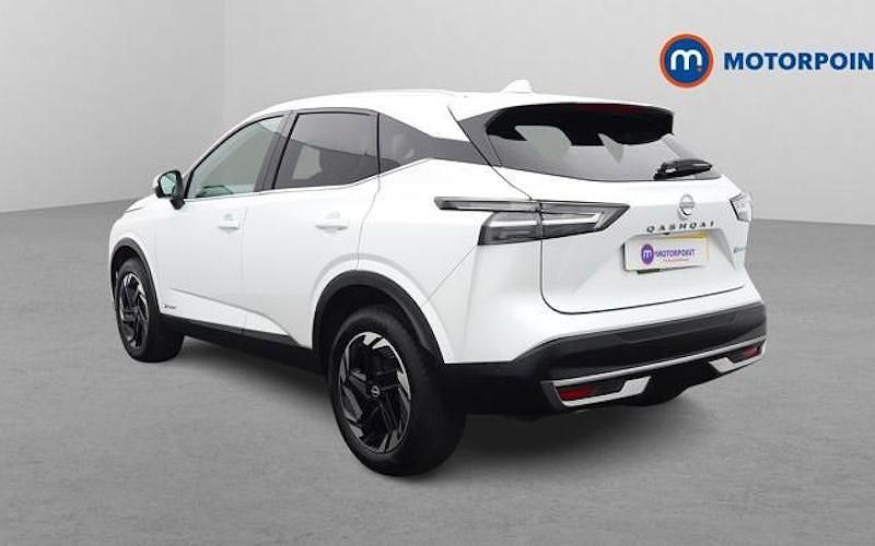 Used Nissan Qashqai N-Connecta 190 HP (139 kW) 2025 White SUV