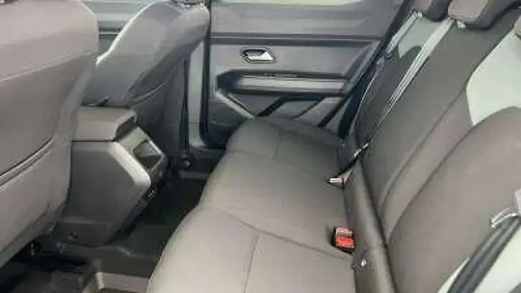 Used Dacia Duster Extreme 130 HP (95 kW) 2025 Green SUV