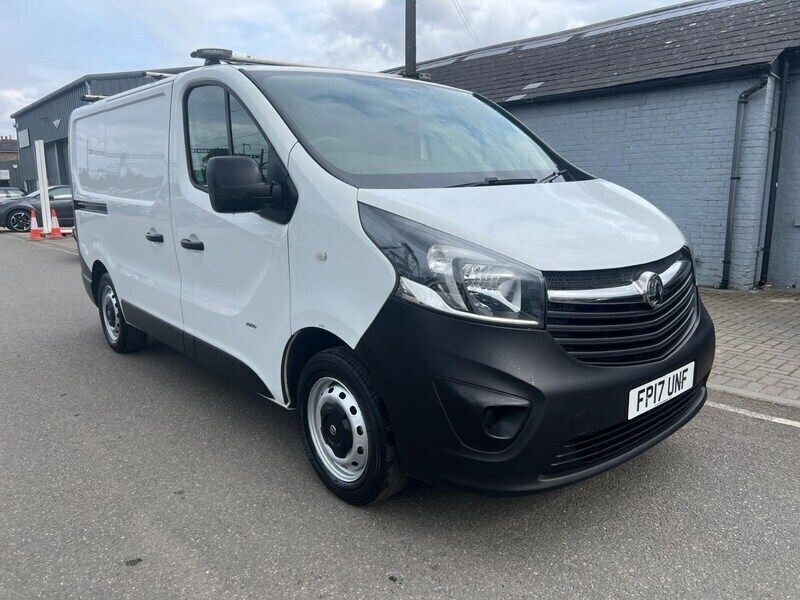 White Used 2017 Vauxhall Vivaro S Van | £7,995 (Fair price) - Image 1/3