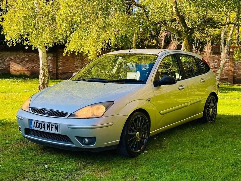 Used Ford Focus ST 171 HP (125 kW) 2004 Silver Hatchback