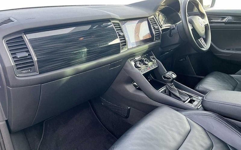 Usado Skoda Kodiaq SE L 150 HP (110 kW) 2017 Castanho SUV