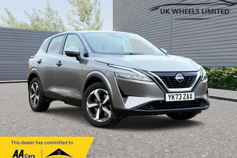 Used Nissan Qashqai Acenta Premium 190 HP (139 kW) 2024 Grey SUV