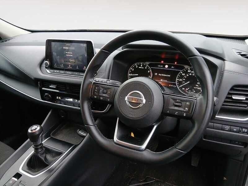 Used Nissan Qashqai Acenta Premium 2022 Silver SUV