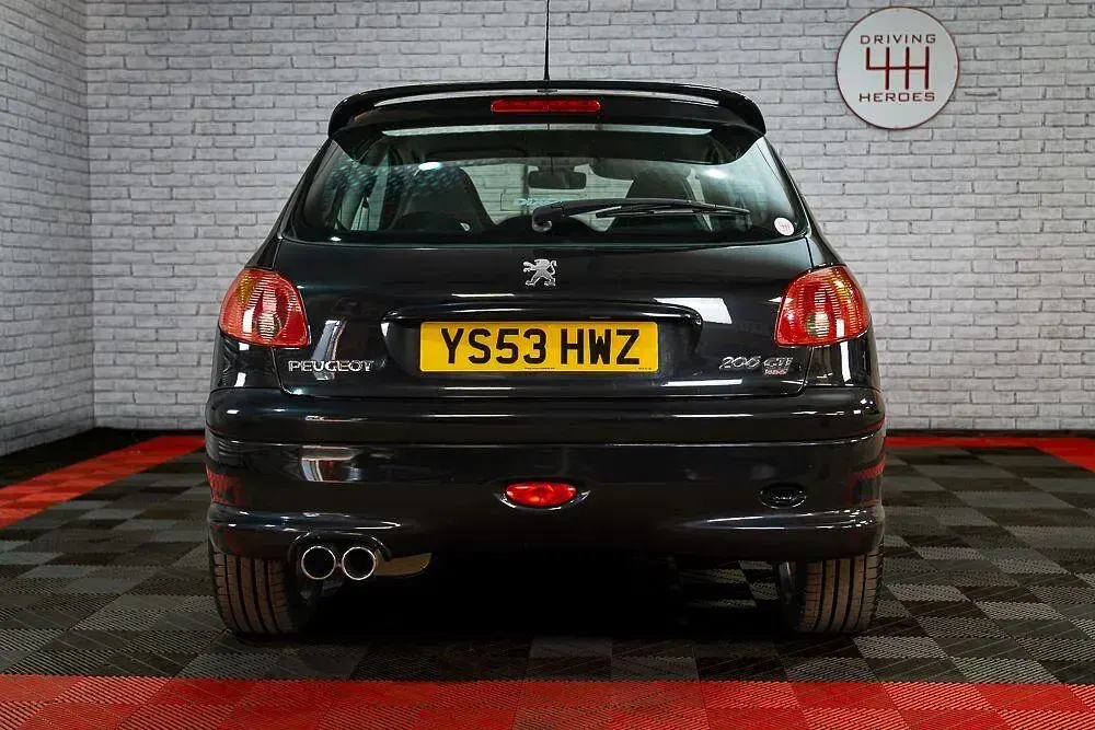 Used Peugeot 206 GTi 180 HP (132 kW) 2004 Black Hatchback