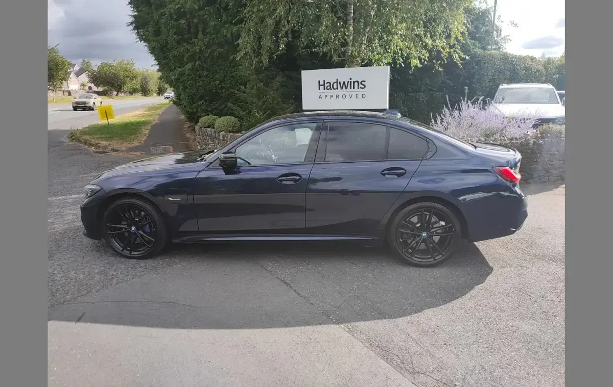 Used BMW 330 M Sport 288 HP (211 kW) 2021 Blue Sedan
