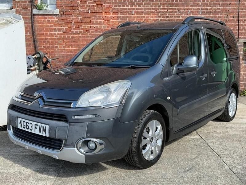 Grey Used 2014 Citroën Berlingo XTR MPV | £4,980 (Fair price) - Image 1/4