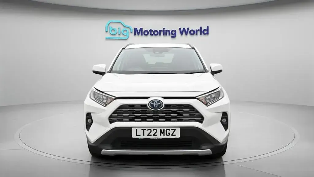 Used Toyota RAV4 Hybrid 218 HP (160 kW) 2022 White SUV