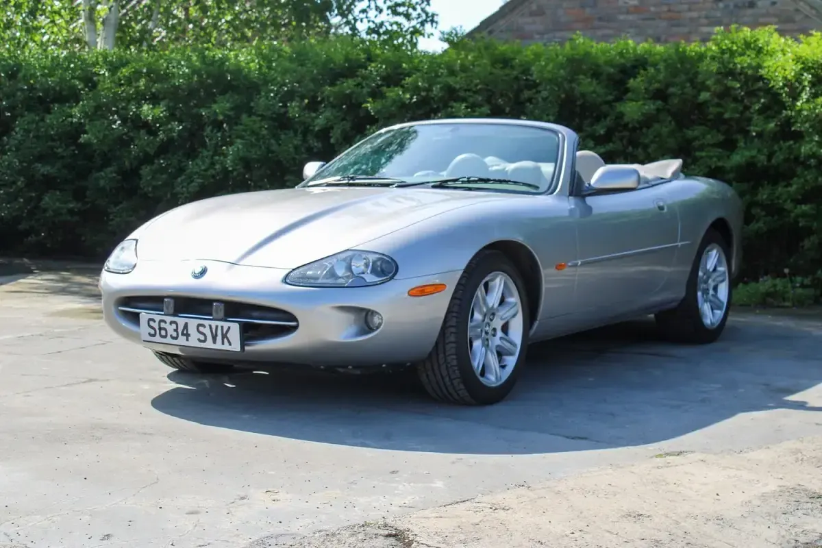 Used Jaguar XK8 S 1998 Silver Cabriolet