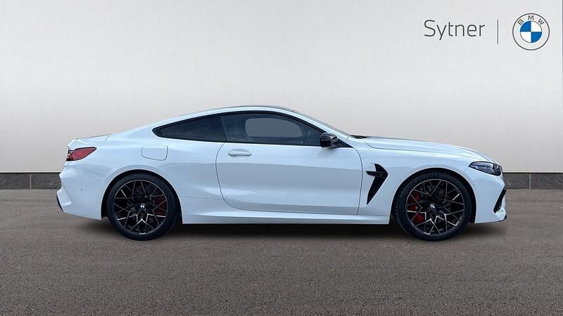 Used BMW M8 Competition Edition 616 HP (453 kW) 2022 White Coupe