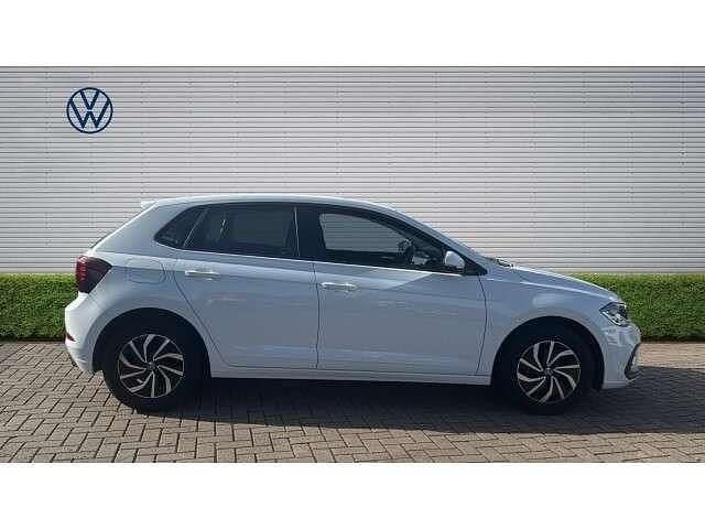 Usado VW Polo Life 95 CV (69 kW) 2023 Blanco Utilitario