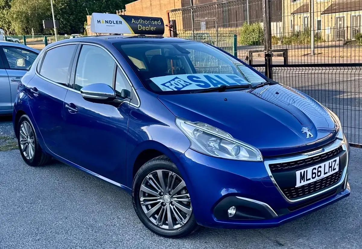 Used Peugeot 208 Allure 2016 Blue Hatchback