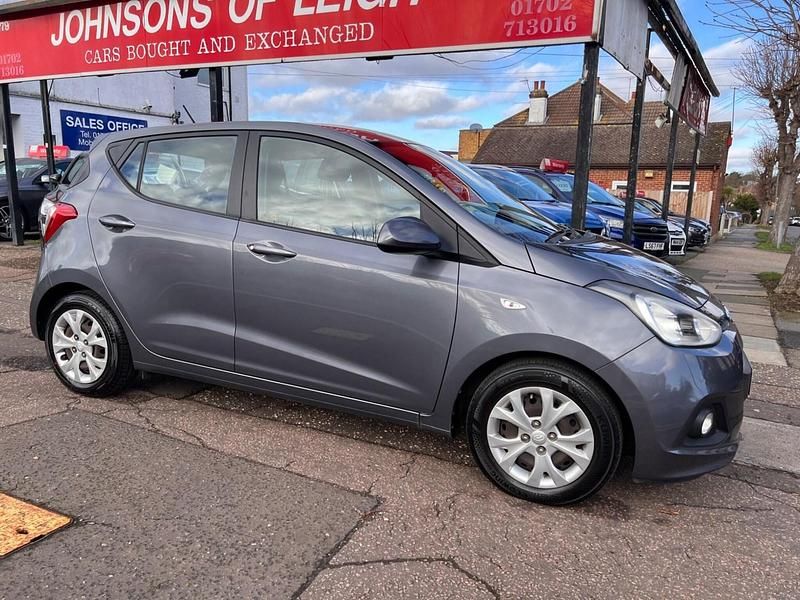 Used Hyundai i10 SE 87 HP (63 kW) 2015 Grey Hatchback